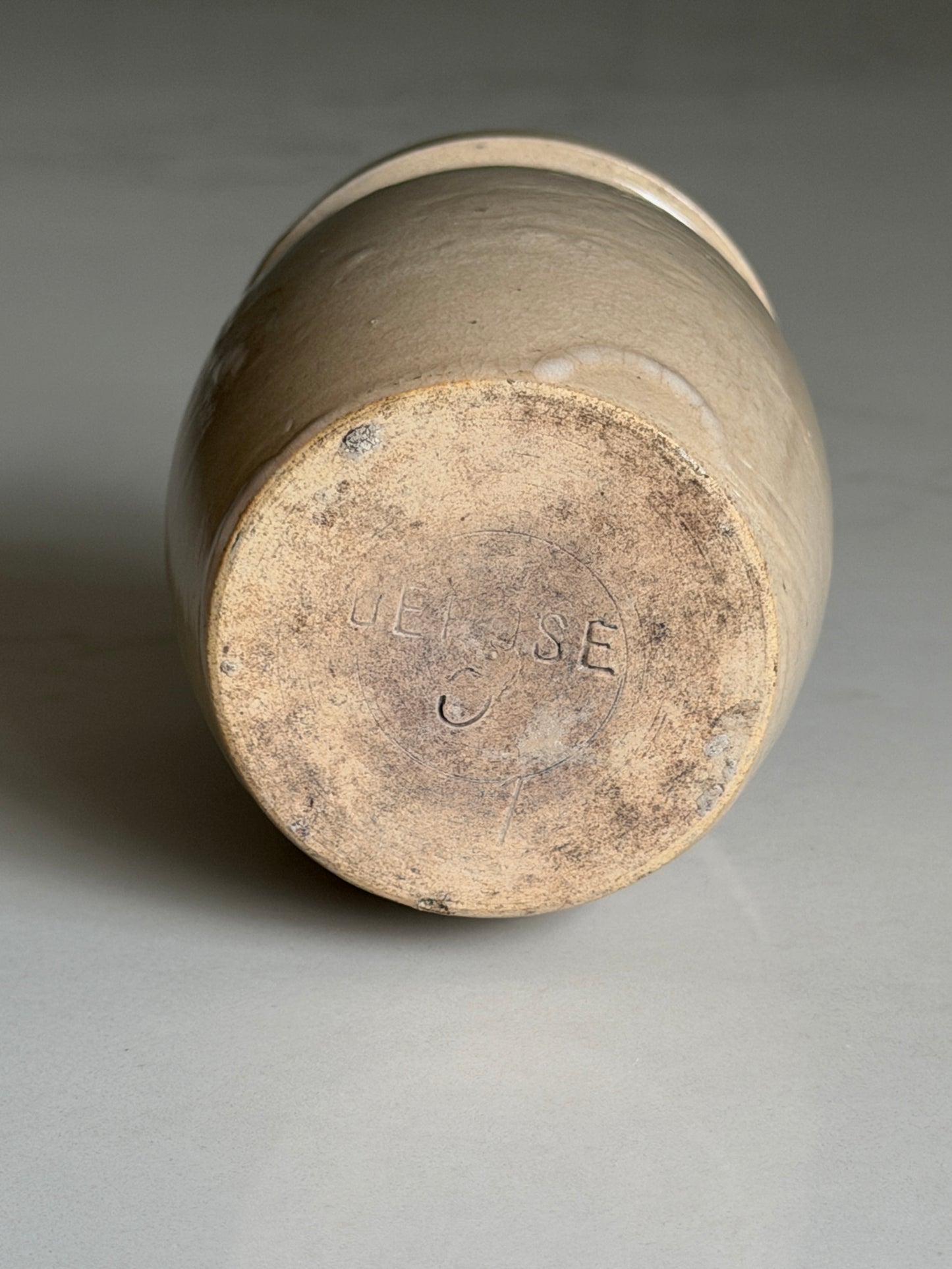 Greige Yogurt Pot