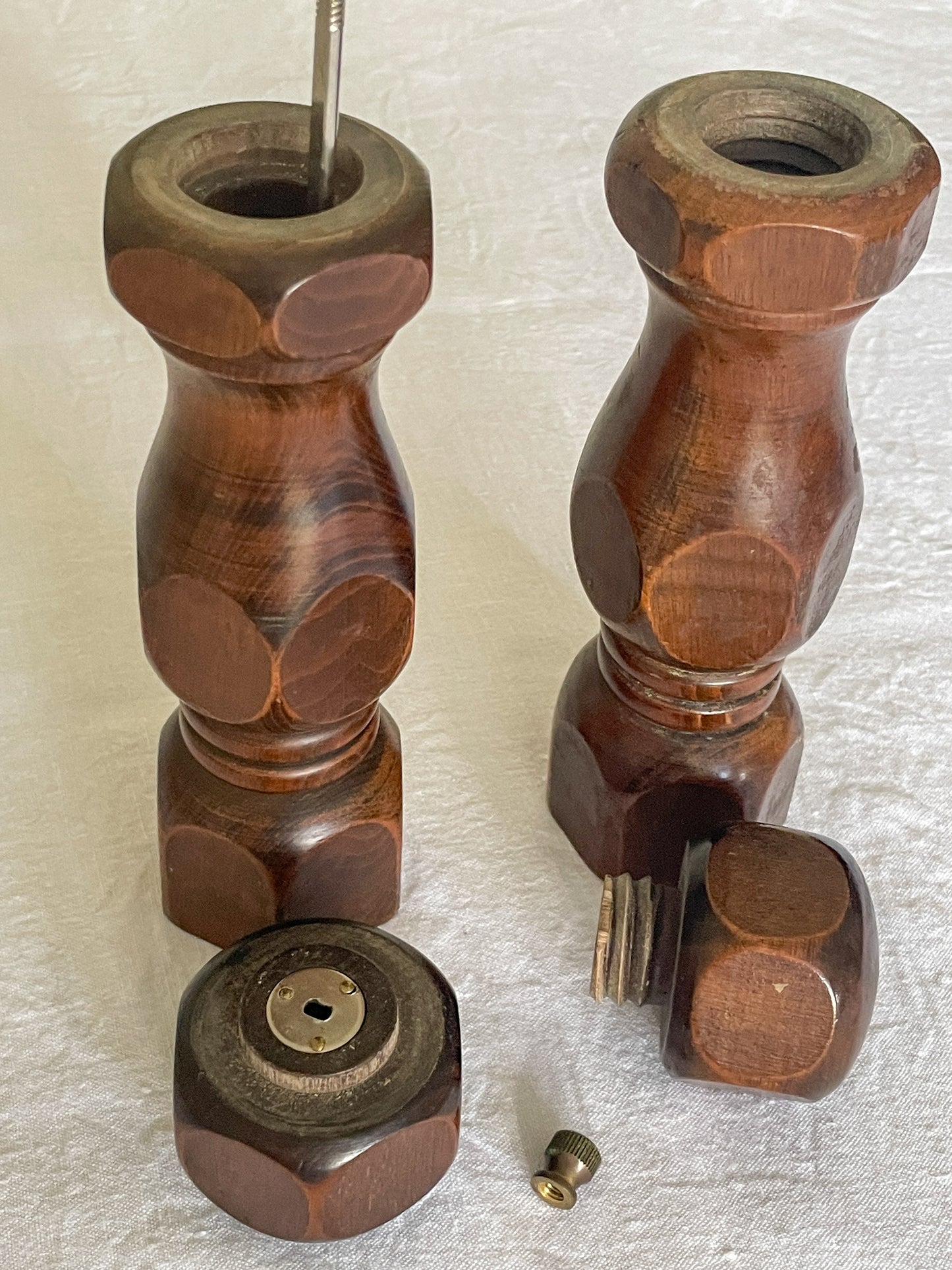 Vintage Salt Shaker & Pepper Grinder Set