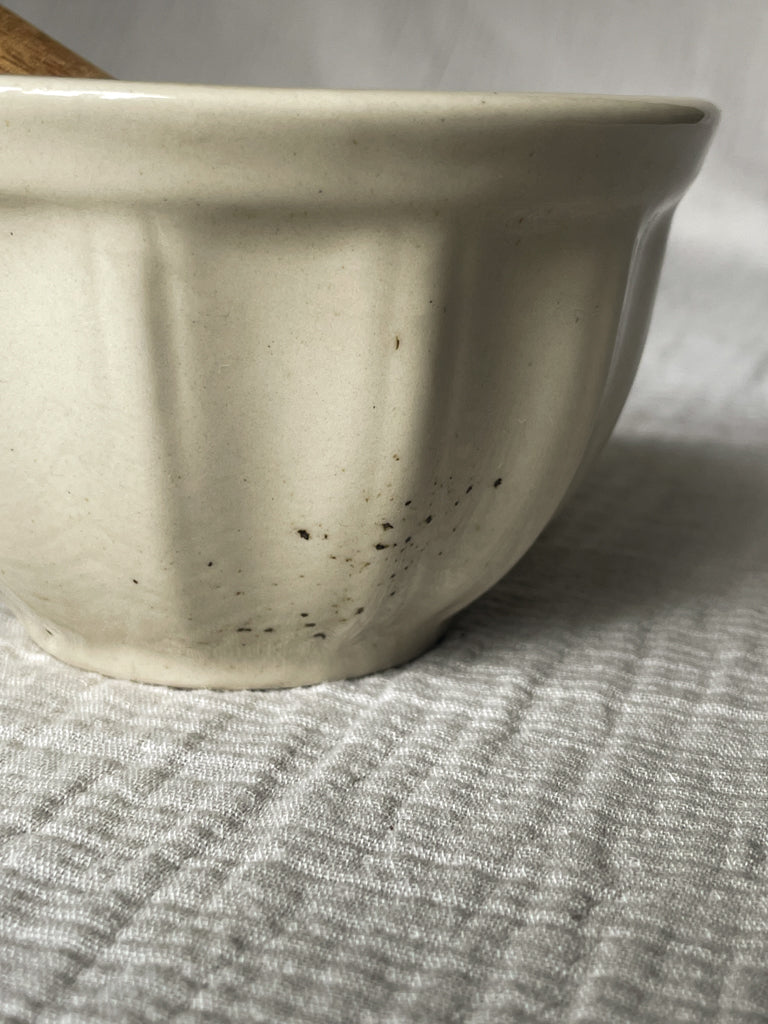 Vintage Cream Ceramic Pestle & Mortar
