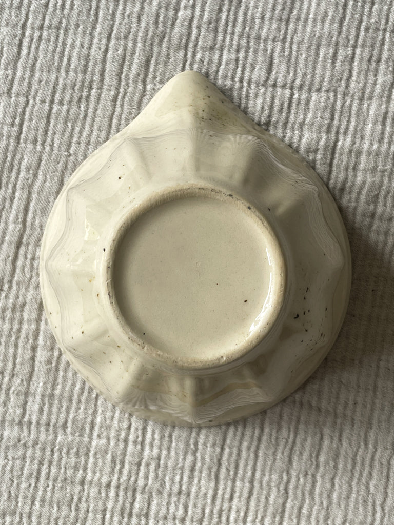 Vintage Cream Ceramic Pestle & Mortar