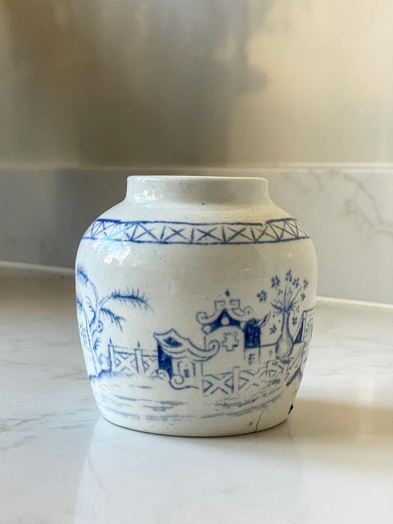 Vintage Chinese Painted Ginger Jar