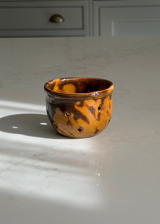 Small Honey and Chocolate Brown French Cheesestrainer