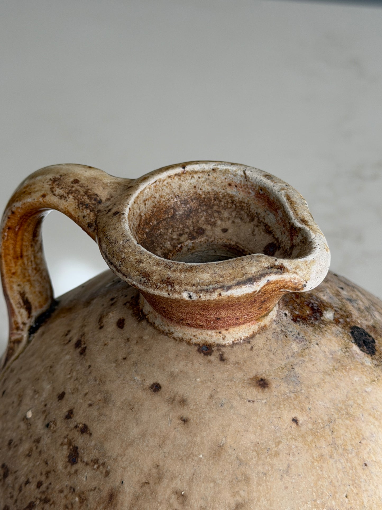 Large Latte Drippy Glaze French Jug