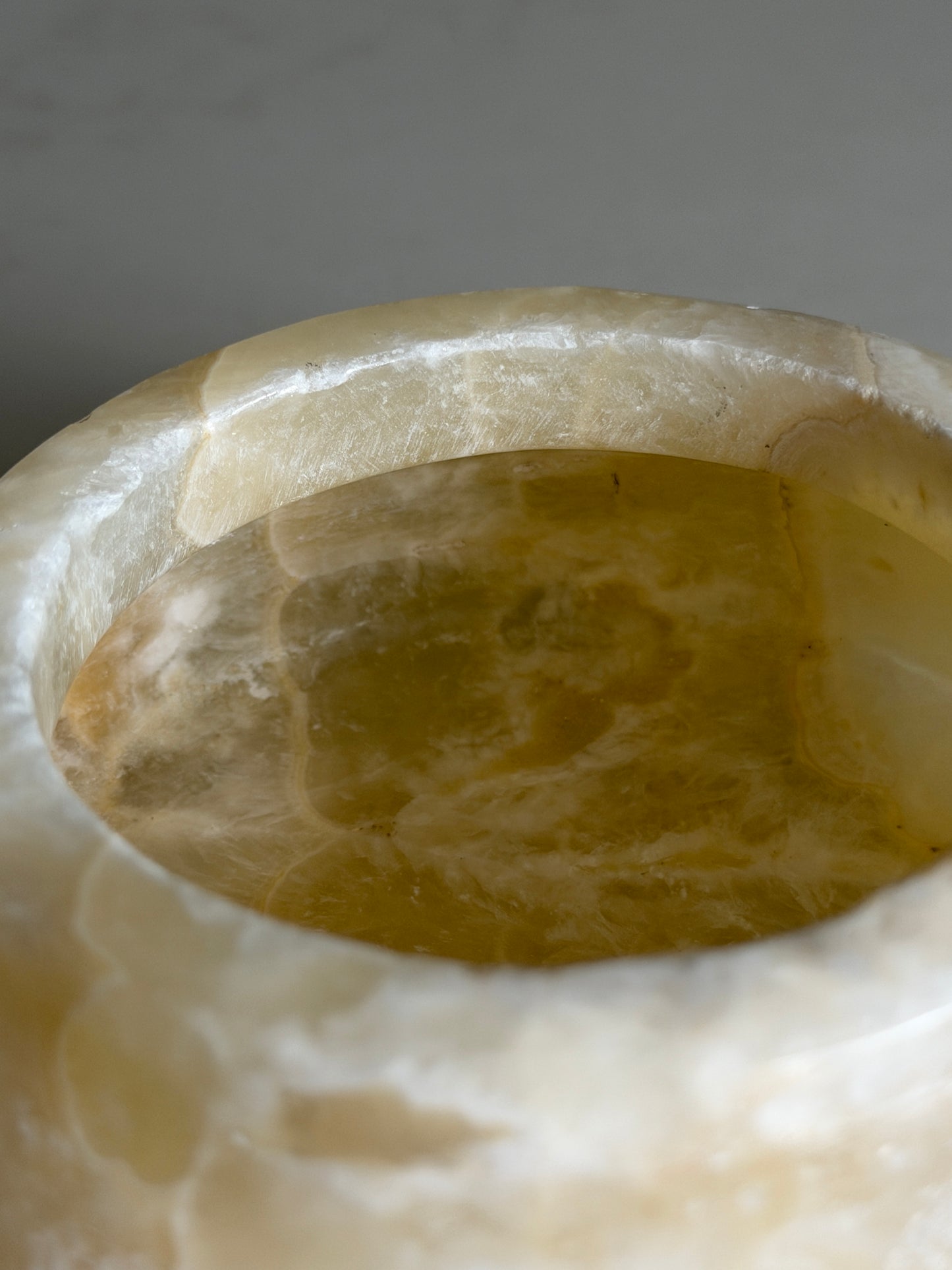 Onyx Lidded Pot