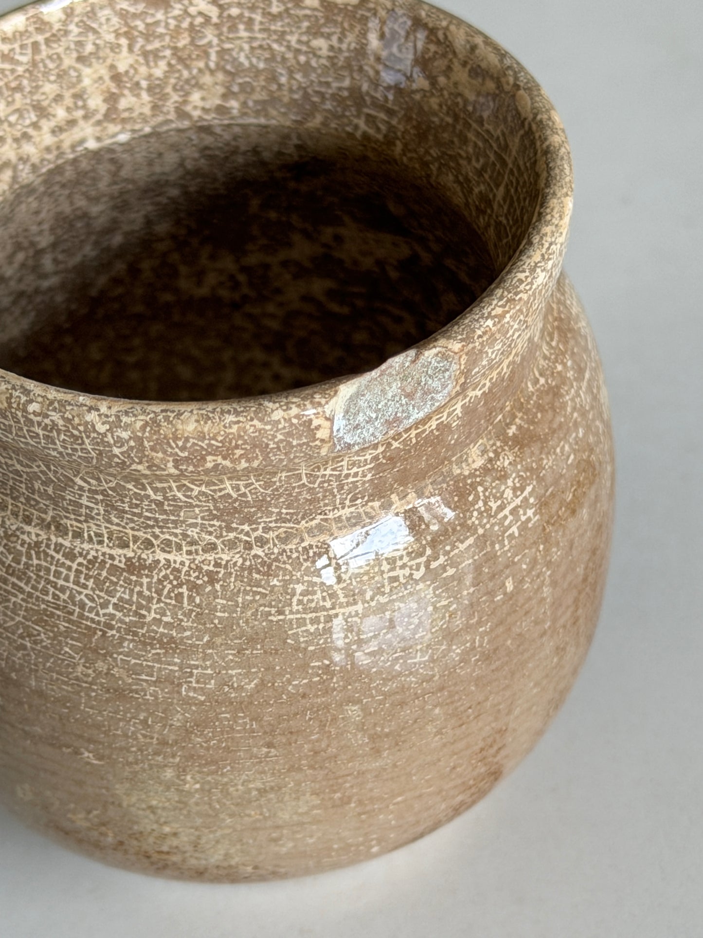 Mottled Brown Pot