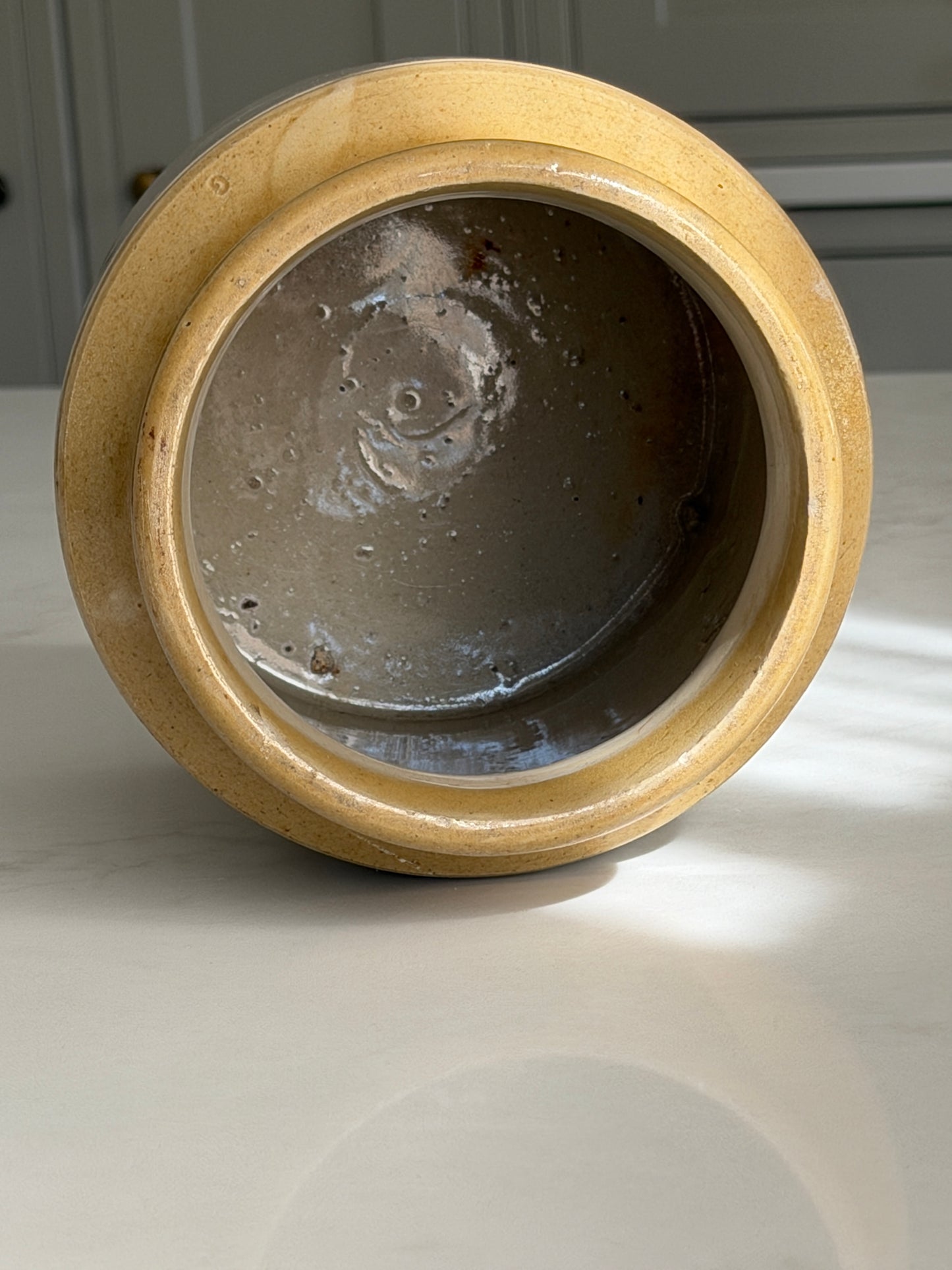 Two-Toned Victorian Farmhouse Stoneware Pot