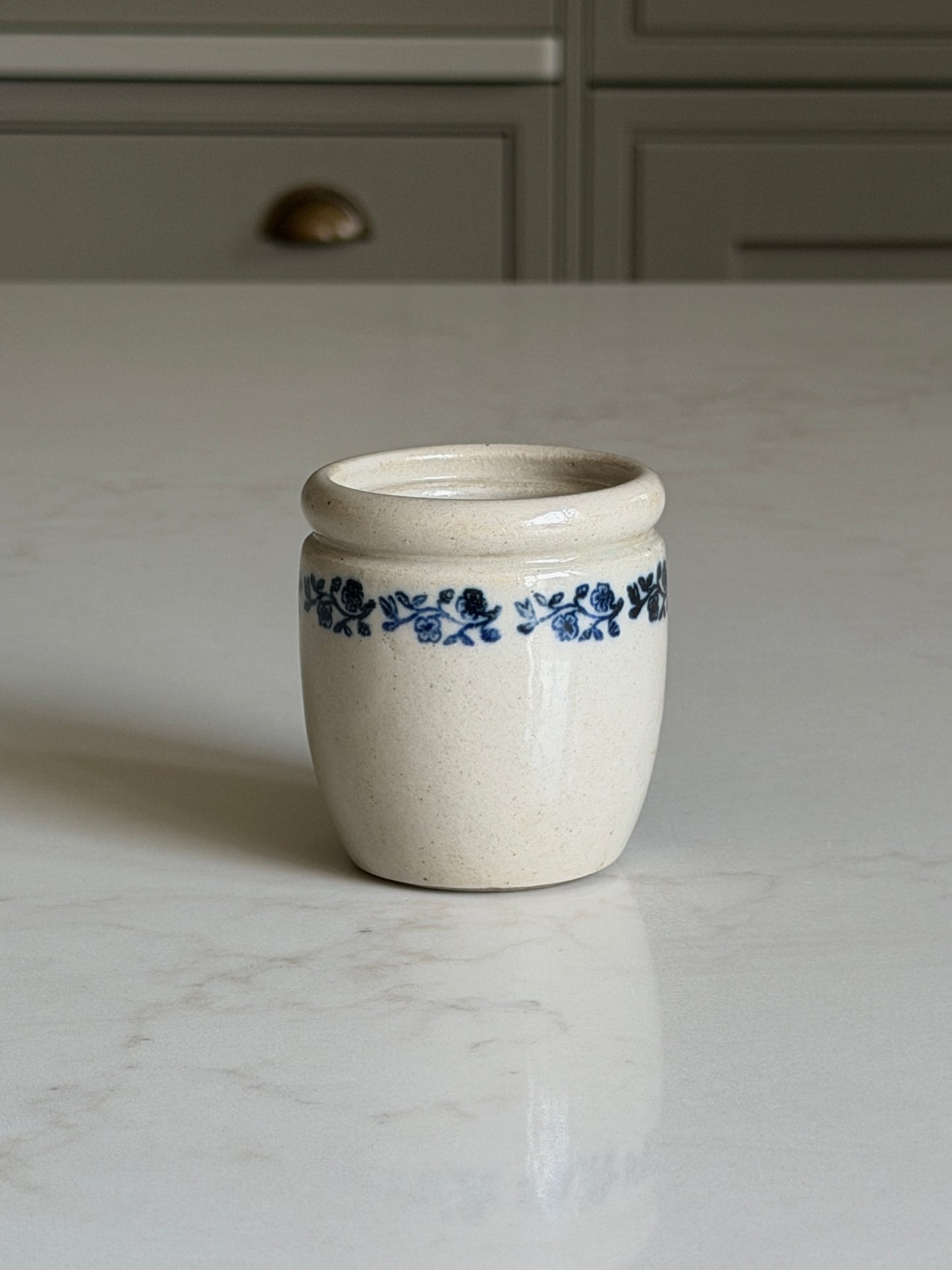 French Blue & Soft Grey Yogurt Pot