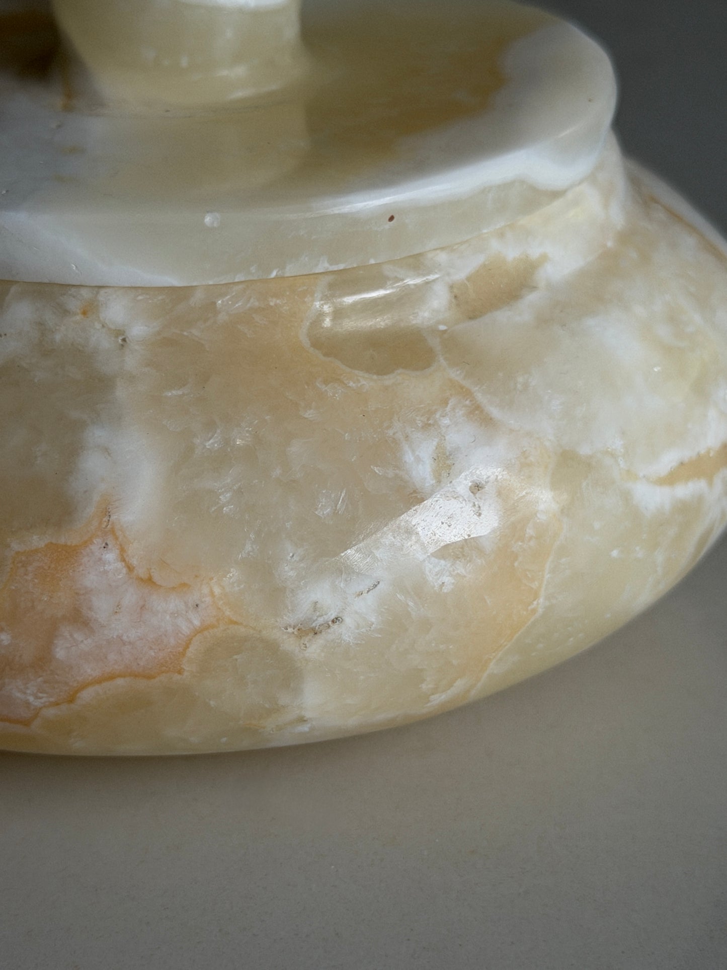 Onyx Lidded Pot