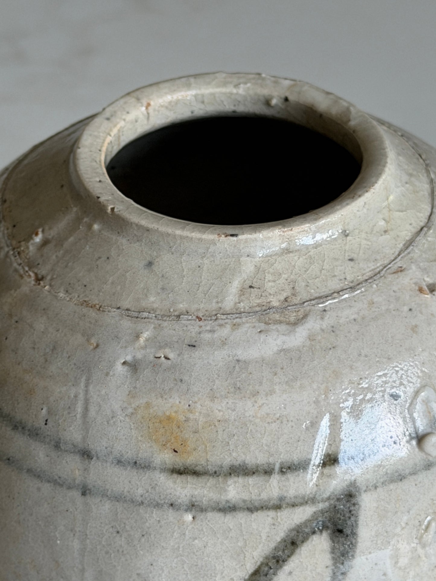 Medium Grey-Slate Painted Ginger Jar
