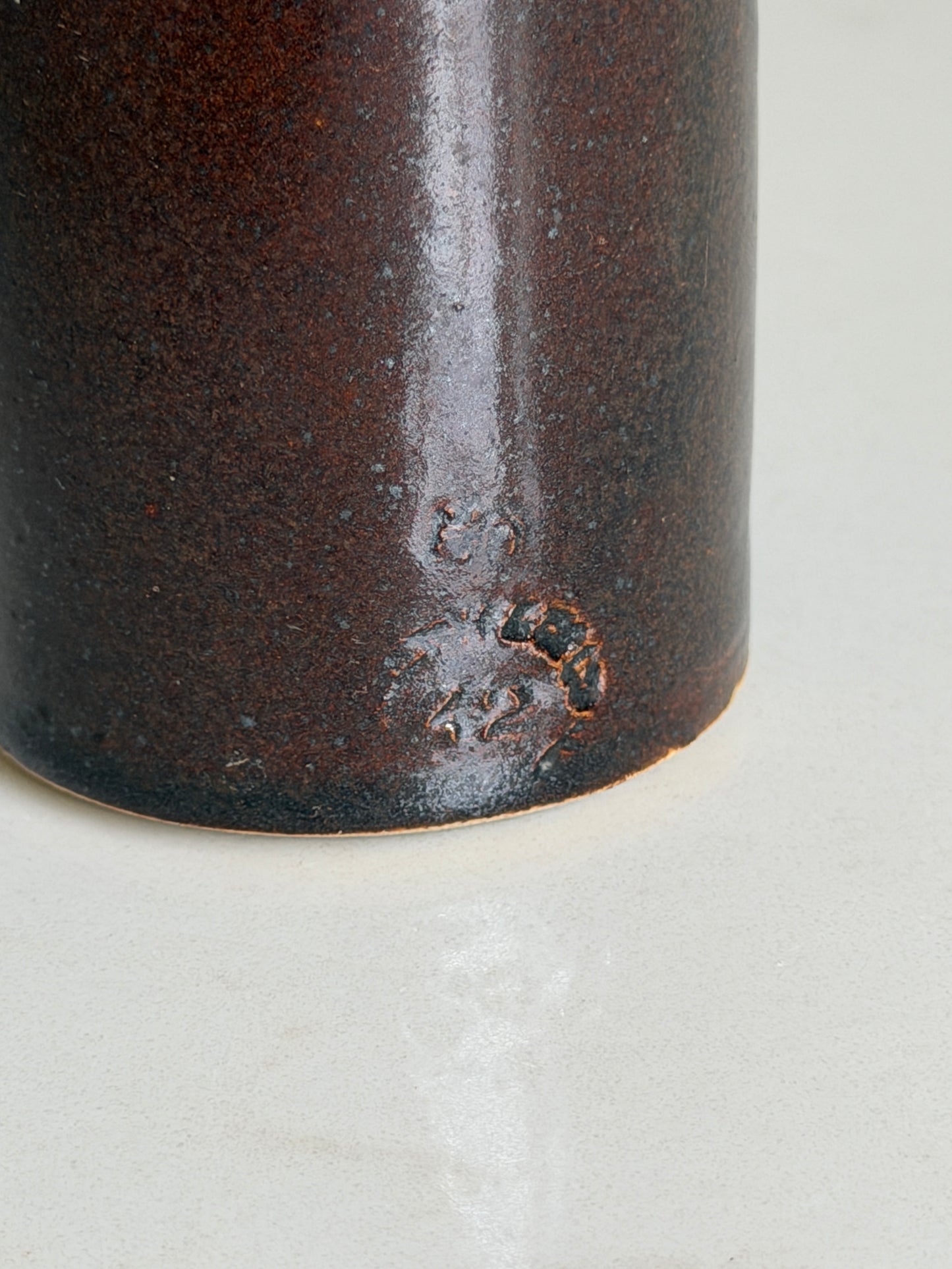 Dark Brown Inkpot