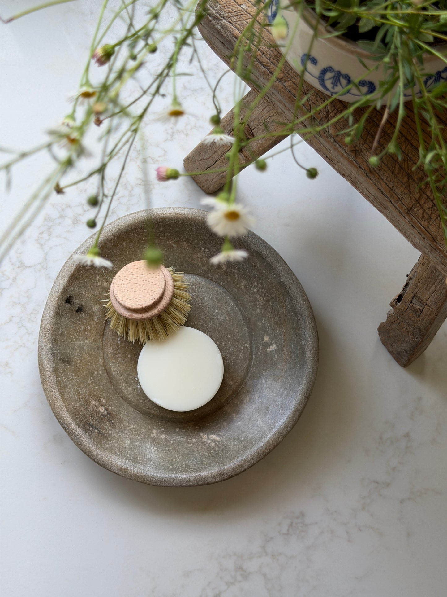 Aged Marble Plate - Grey-Brown