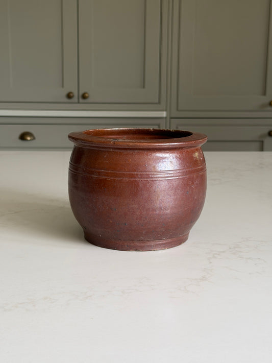 Chocolate Brown Stoneware Pot