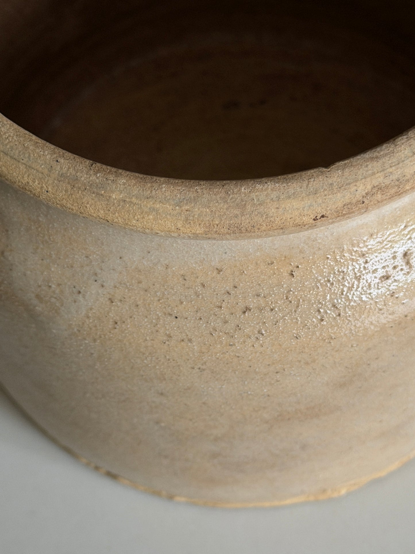 Cream - Beige French Stoneware Pot