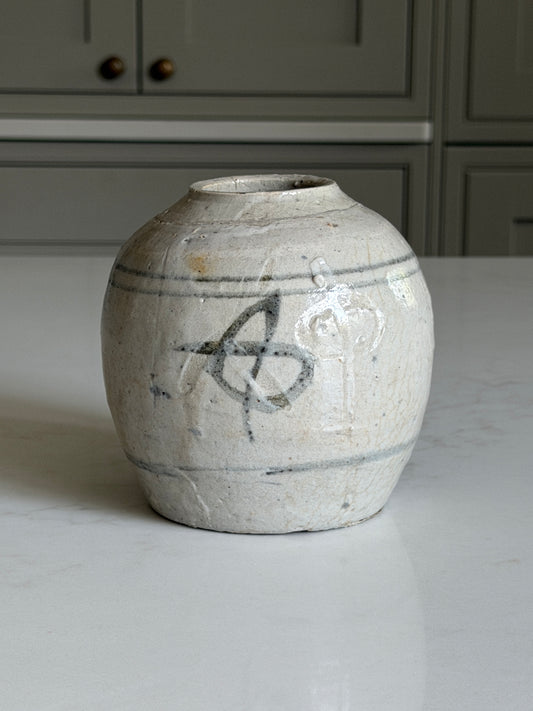 Medium Grey-Slate Painted Ginger Jar