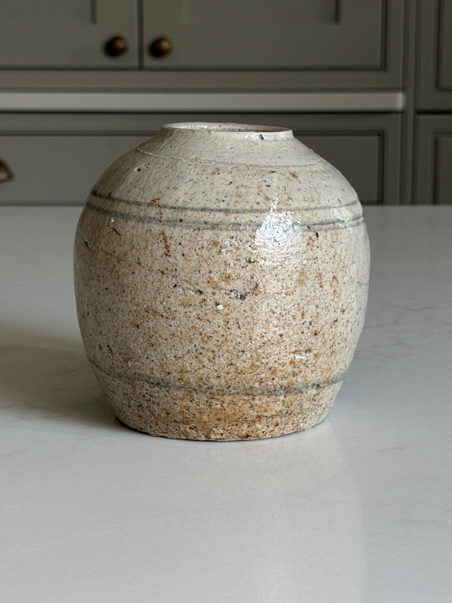 Medium Grey-Slate Painted Ginger Jar