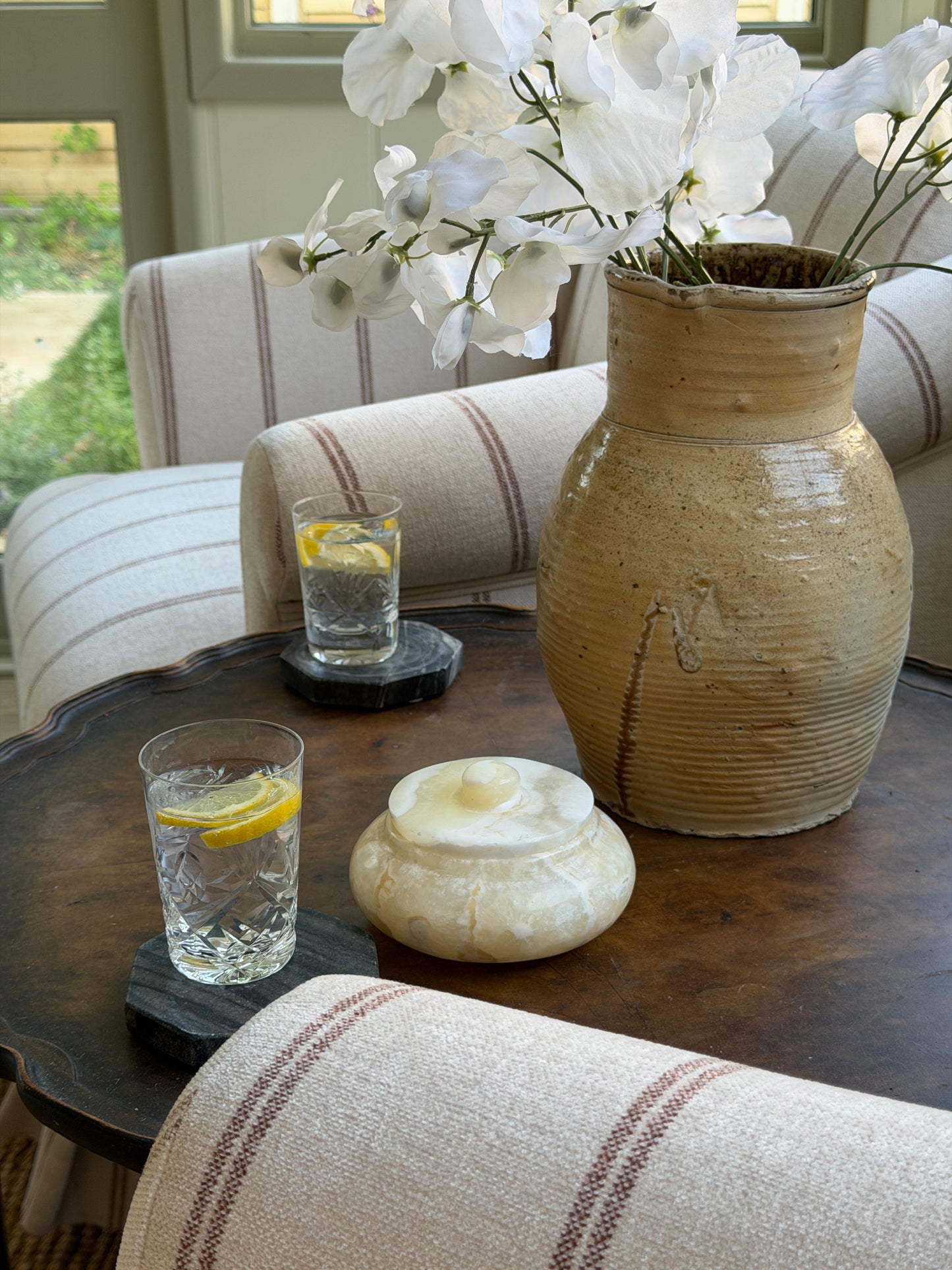 Onyx Lidded Pot
