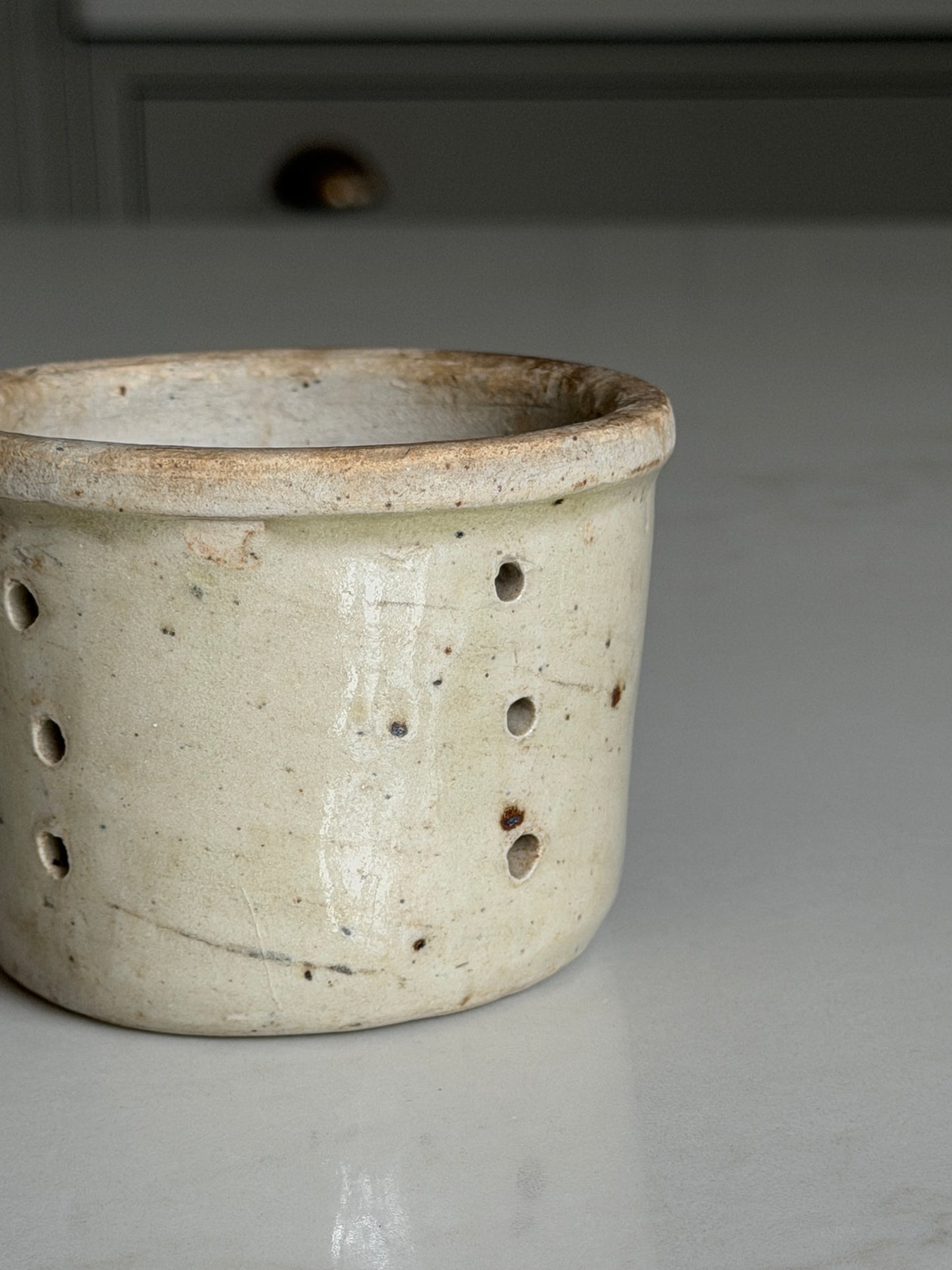 Small Green-Greige Cheesestrainer
