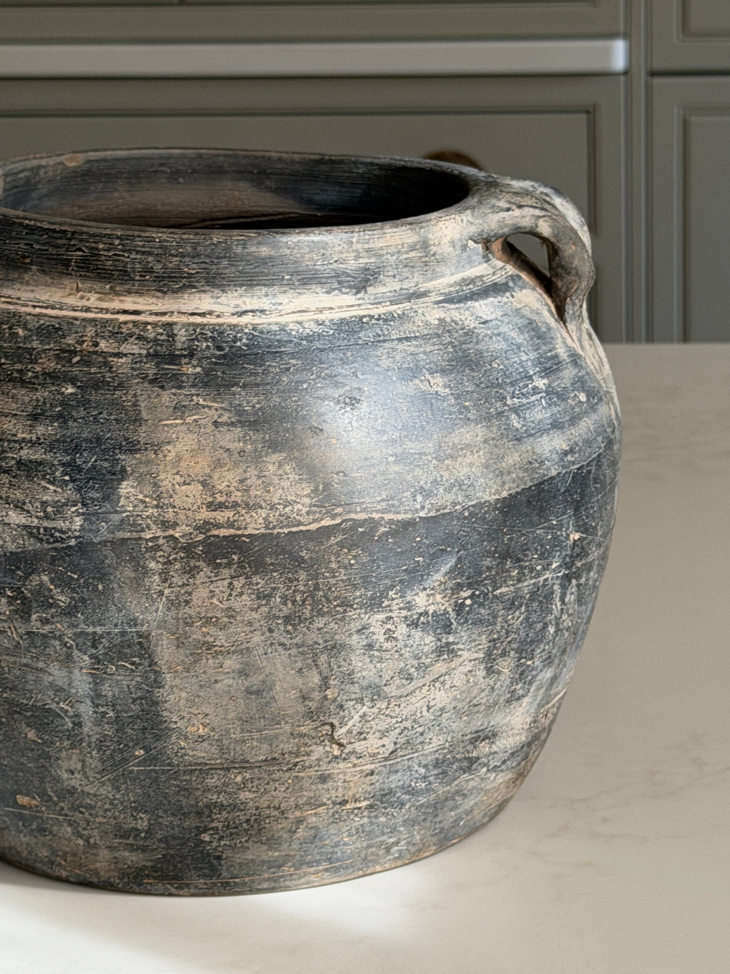 Charcoal Handled Pot