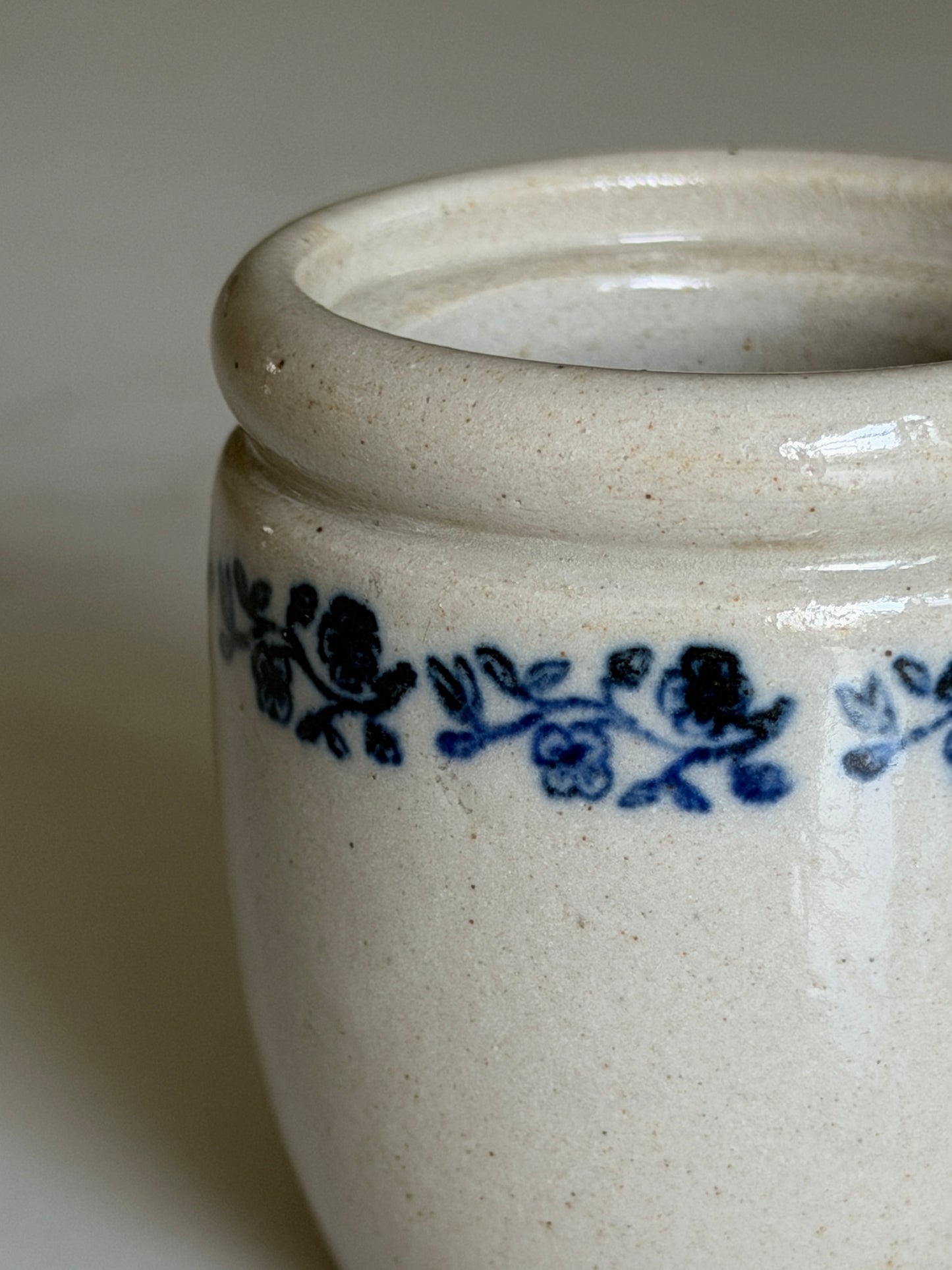 French Blue & Soft Grey Yogurt Pot