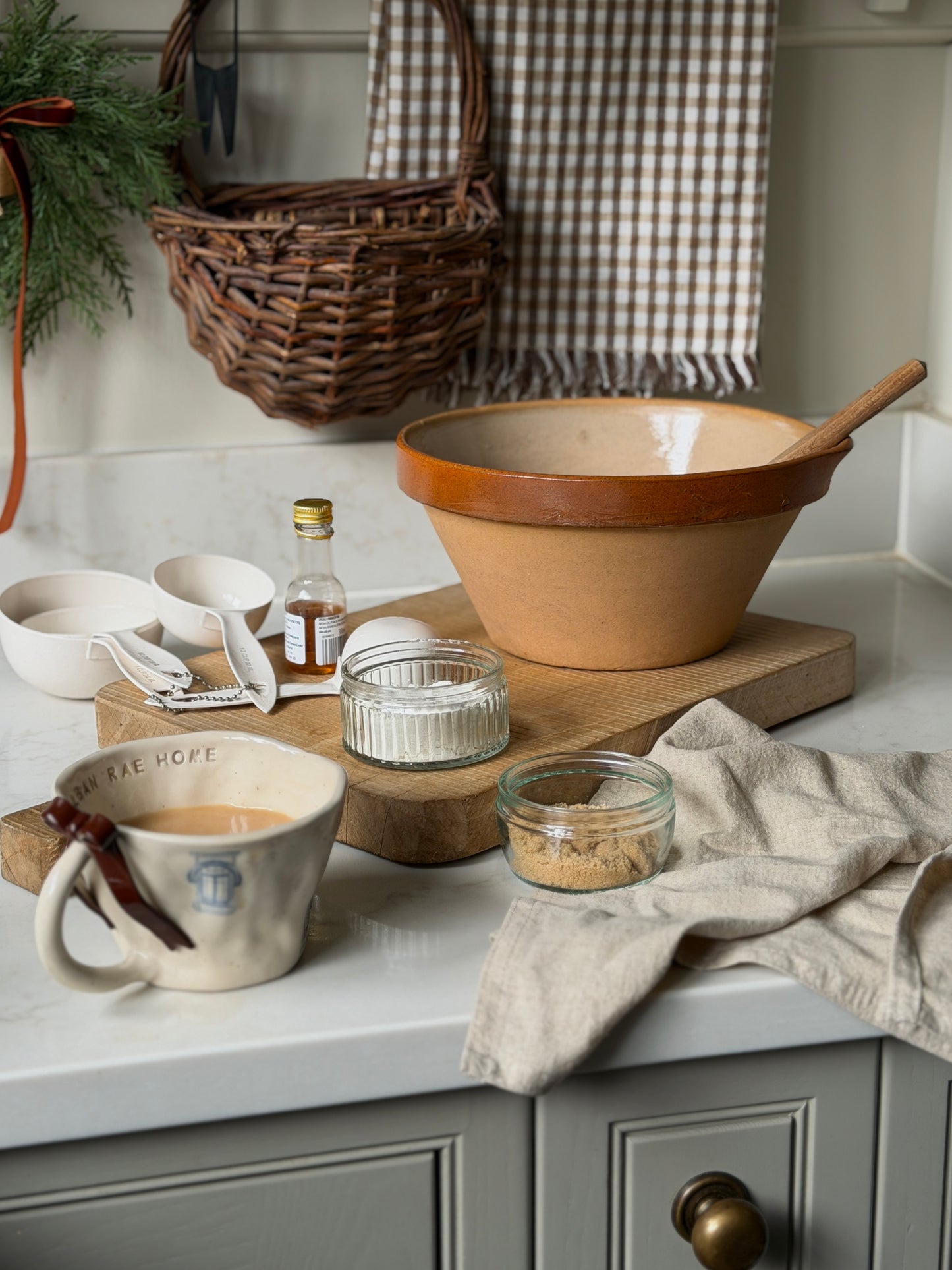 Medium Brown French Baking Bowl