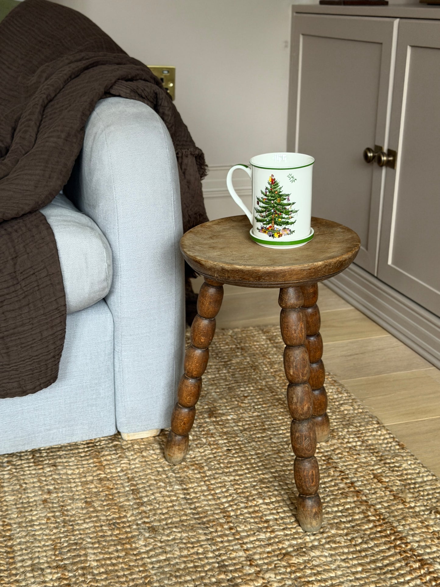 Small Round French Elongated Bobbin Milking Stool