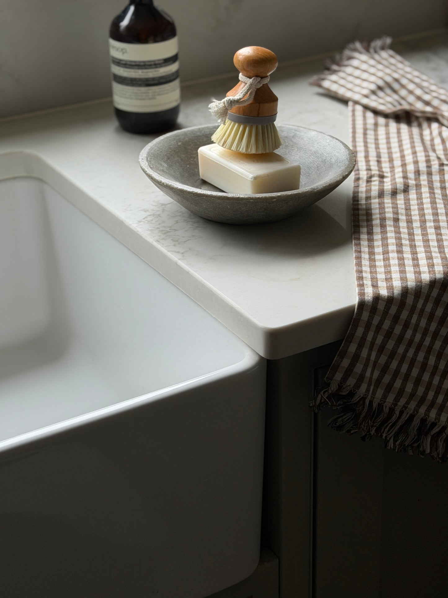 Aged Dark Grey Marble Plate