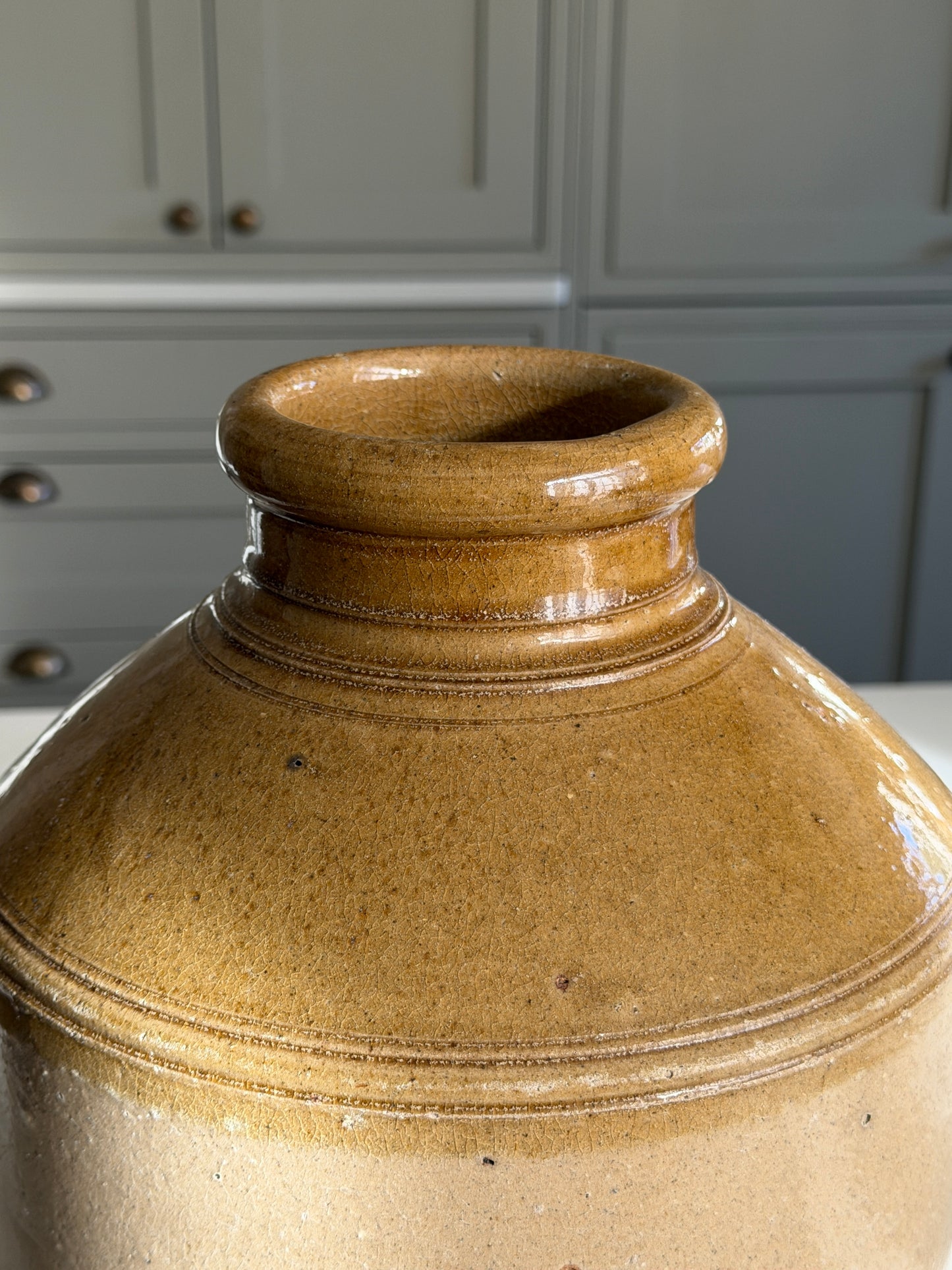 XL Brown Victorian Salt-Glazed Stoneware Pot