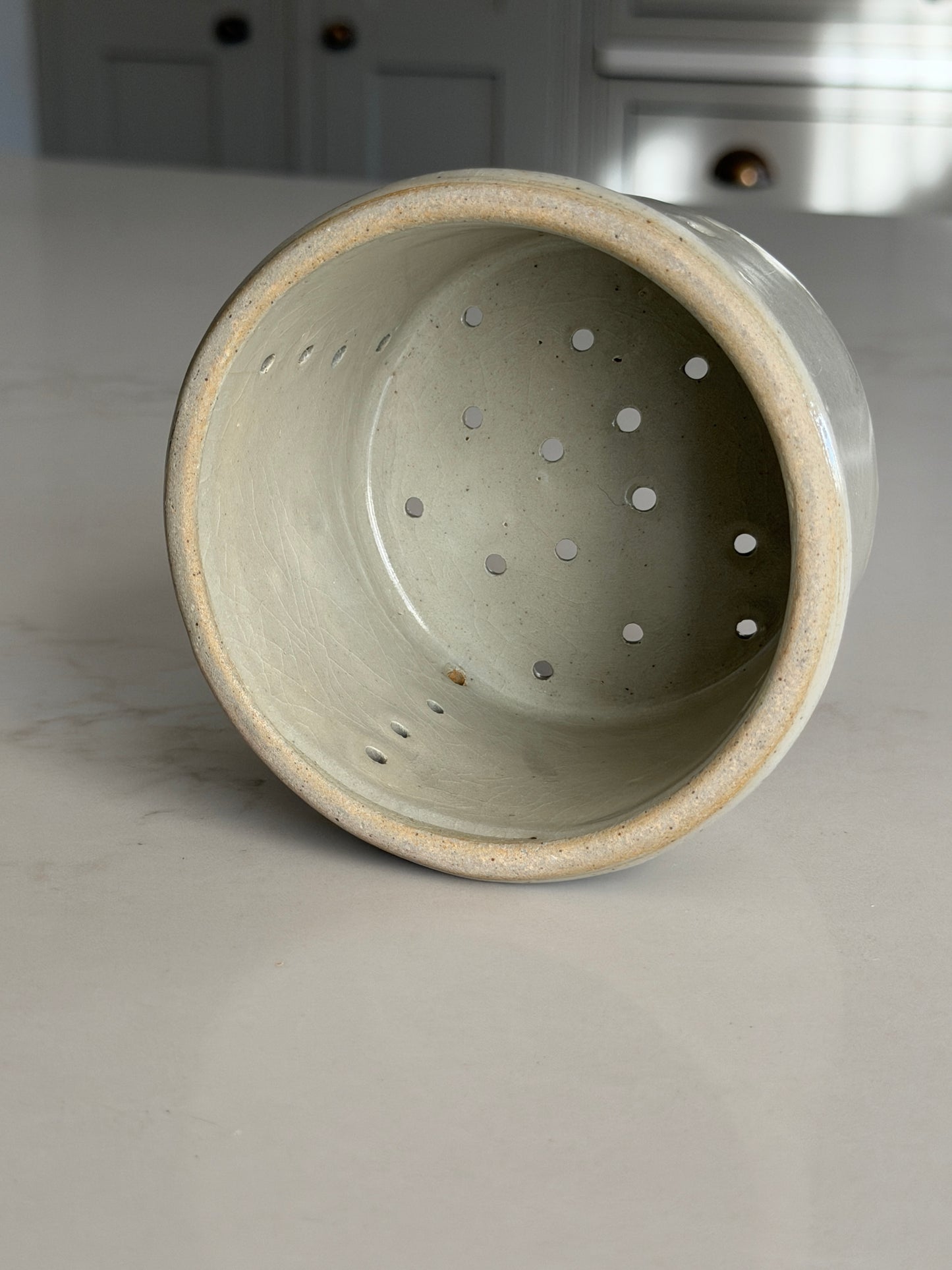 Medium Grey French Cheesestrainer