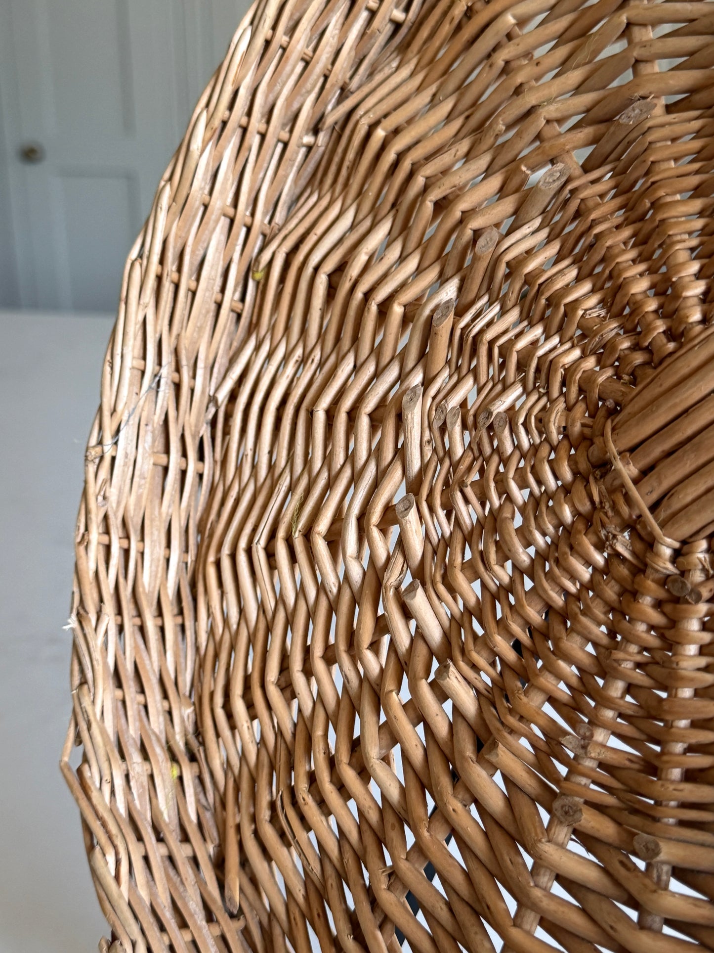 Round Wicker Tray