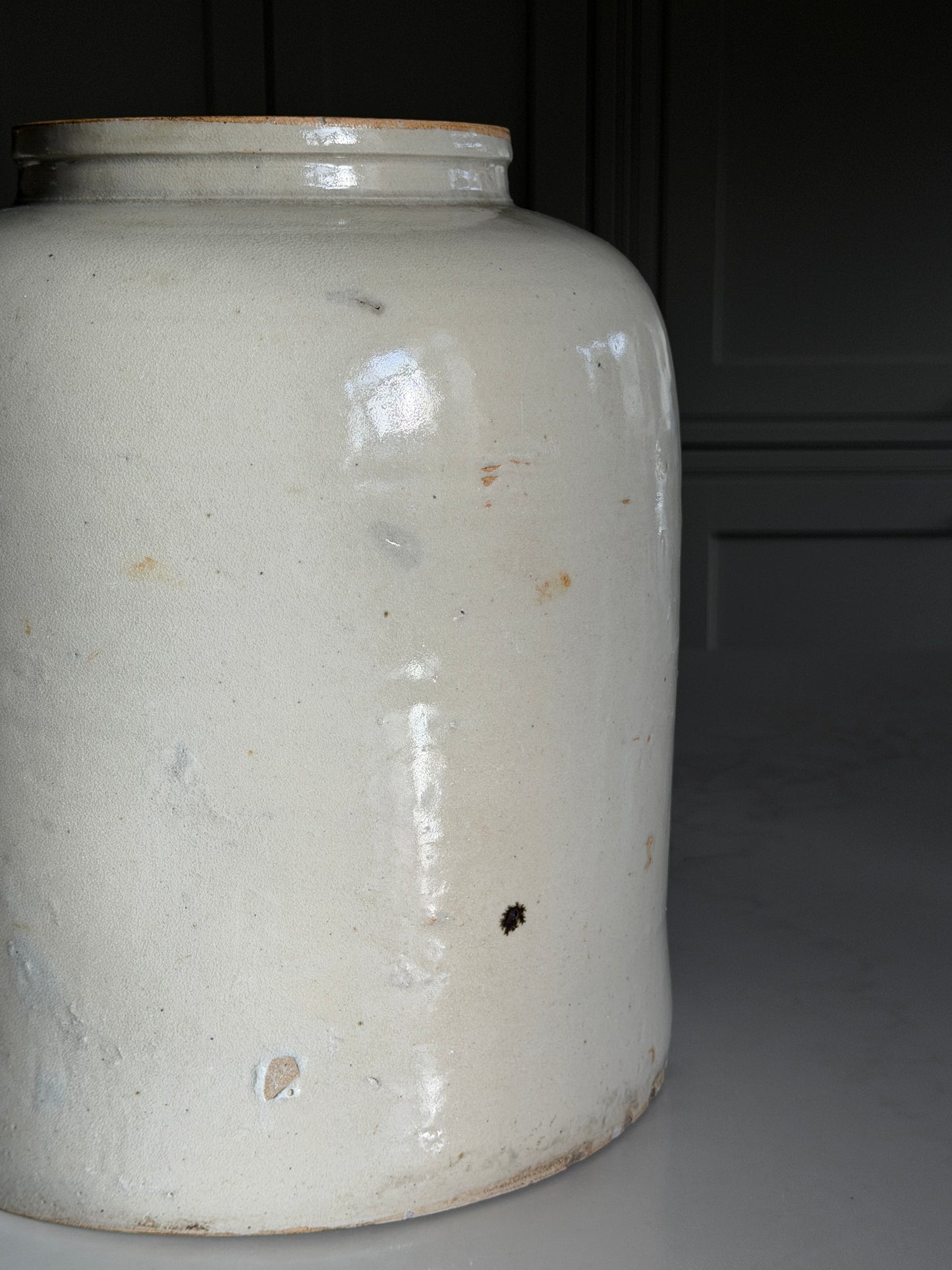 XL French Greige Stoneware Pot