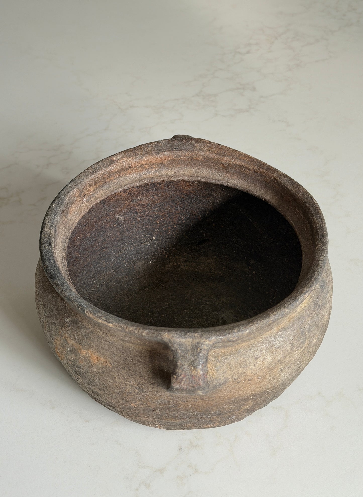 Small Black Syrian Pot