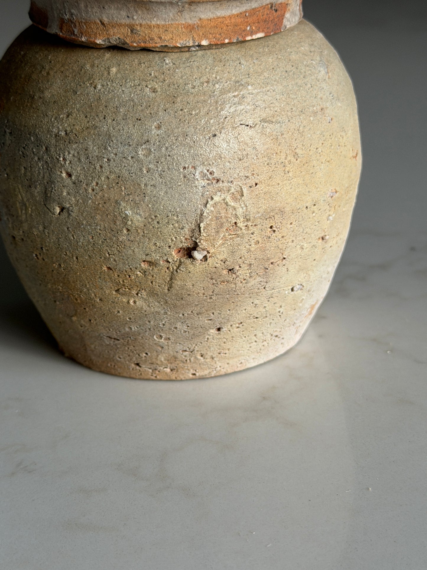 Small Lidded Natural Textured Ginger Jar