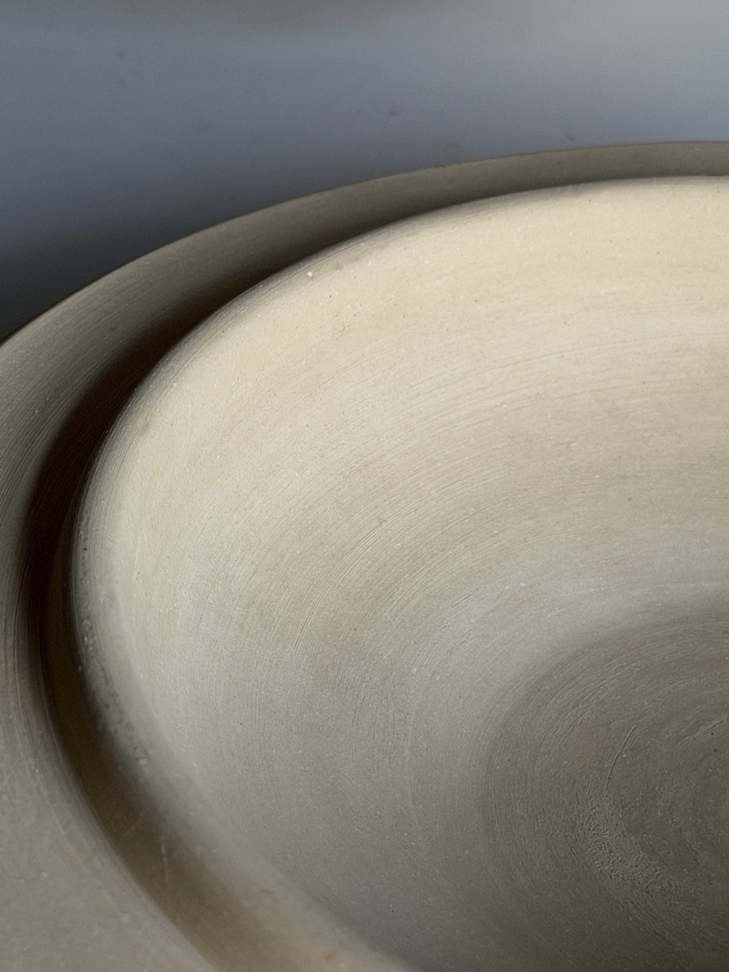 XL Lidded Milky Off-White French Confit Pot