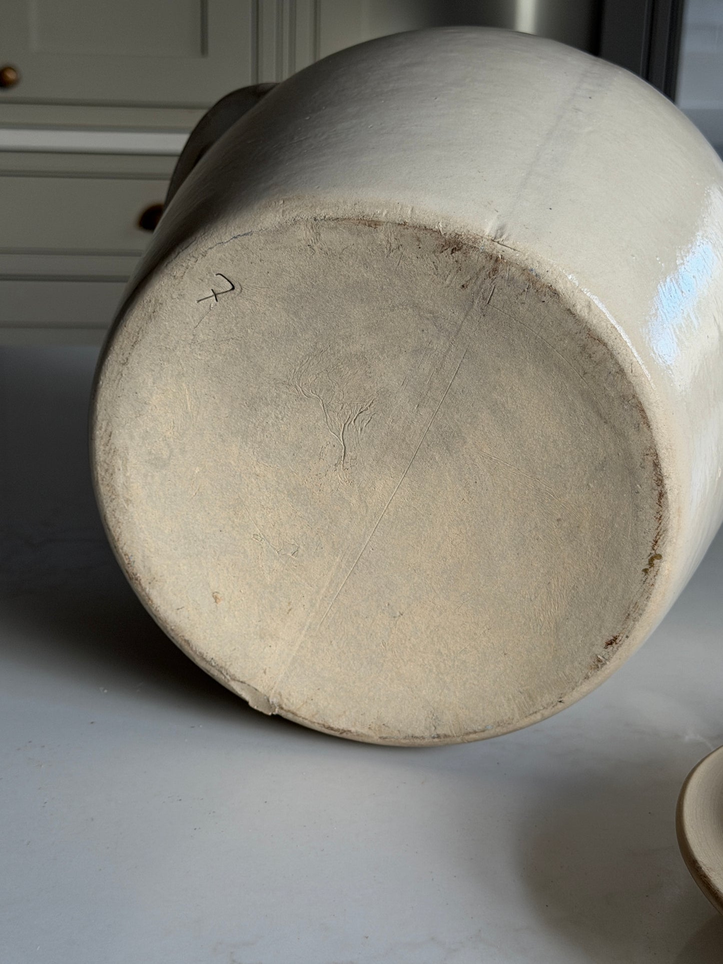 XL Lidded Milky Off-White French Confit Pot